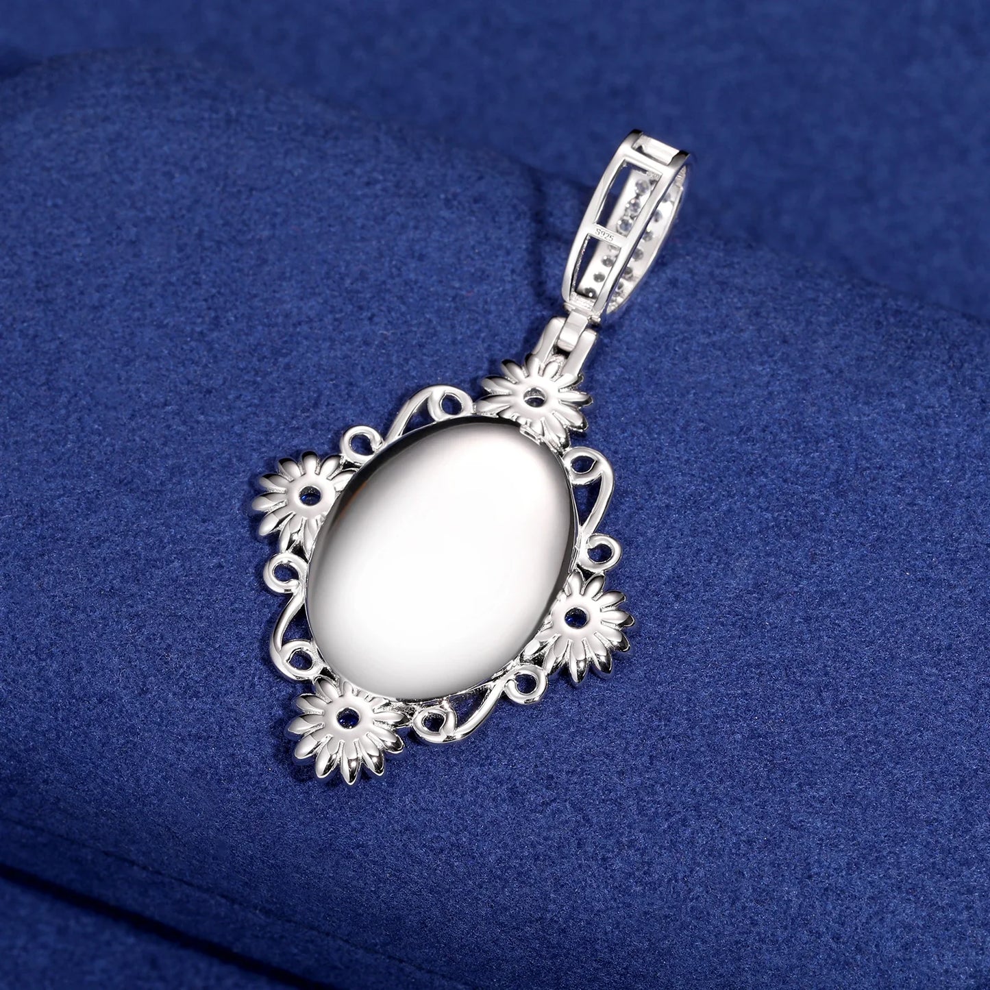 S925 Moissanite Flower Custom Photo Pendant