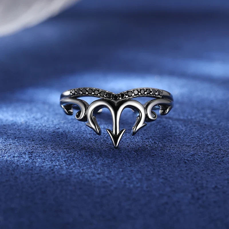 S925 Black Moissanite Crown Ring