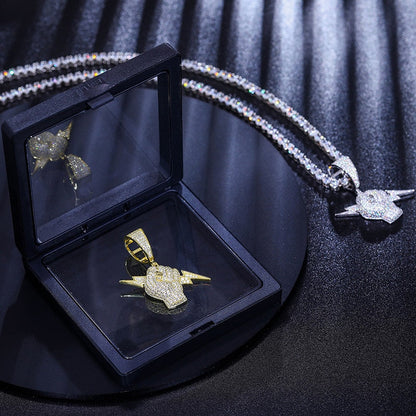 S925 Moissanite Hand Lightning Pendant