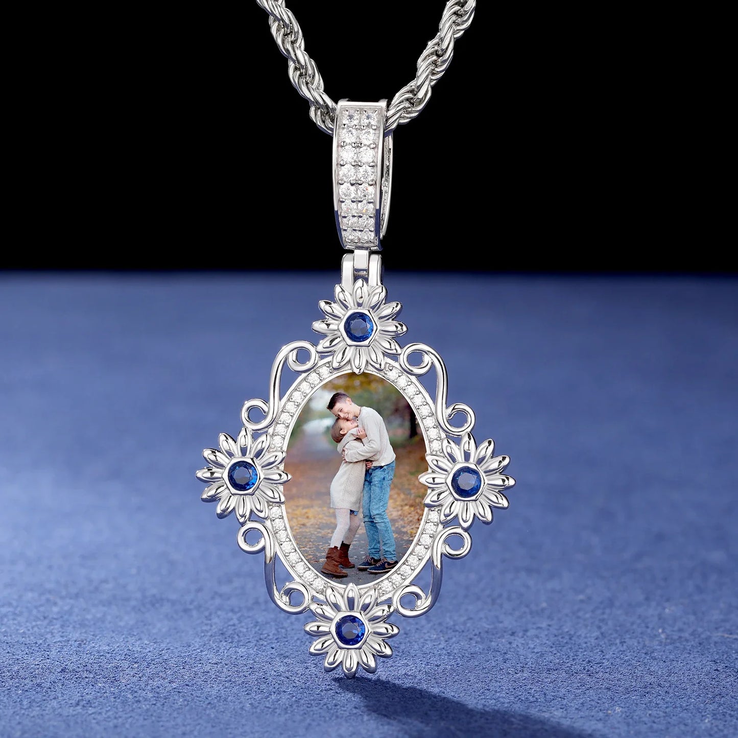 S925 Moissanite Flower Custom Photo Pendant